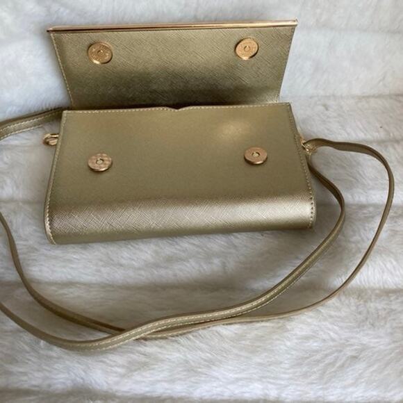 Brand New Vegan Crossbody Phone Case w/ Touchscreen Access - Metallic Gold - Picture 6 of 6
